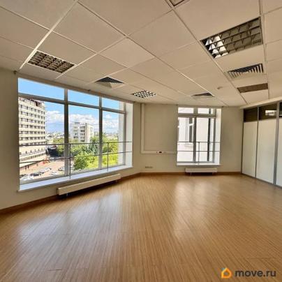 офис, 588 м&sup2;