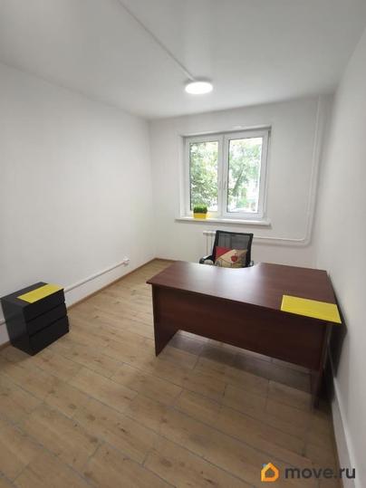 офис, 13.6 м&sup2;