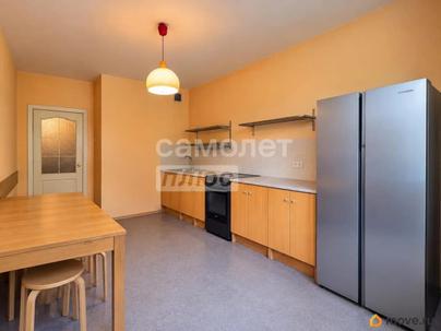 2-комн. квартира, 82.6 м&sup2;