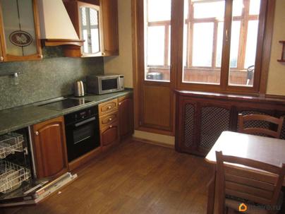 3-комн. квартира, 90 м&sup2;