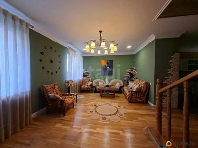 дом, 190 м&sup2;, 5 соток