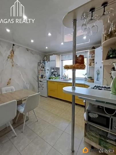 2-комн. квартира, 64.3 м&sup2;