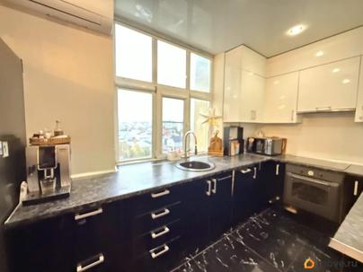 2-комн. квартира, 76.5 м&sup2;