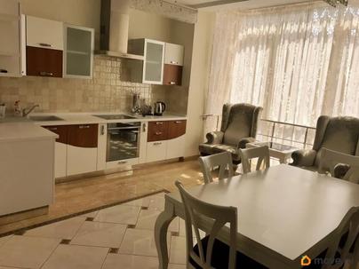 3-комн. квартира, 150 м&sup2;
