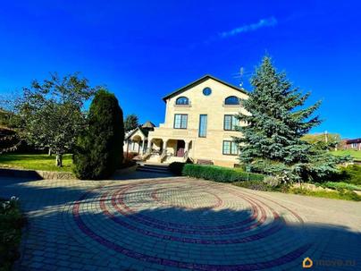 дом, 350 м&sup2;, 30 соток